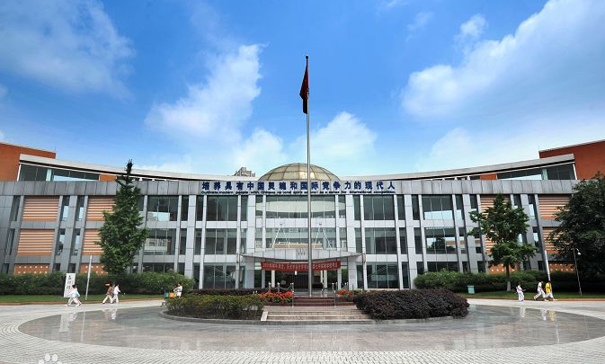 成都七中校園一角
