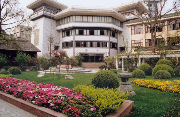 成都室石中學北湖校區(qū)一角