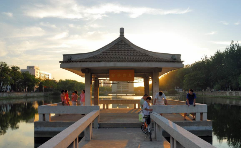 天津大學(xué)校園一角