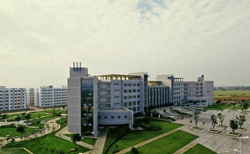 四川建筑職業(yè)技術(shù)學(xué)院教學(xué)樓