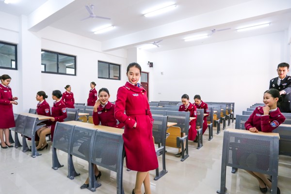 成都東星航空學(xué)校教室