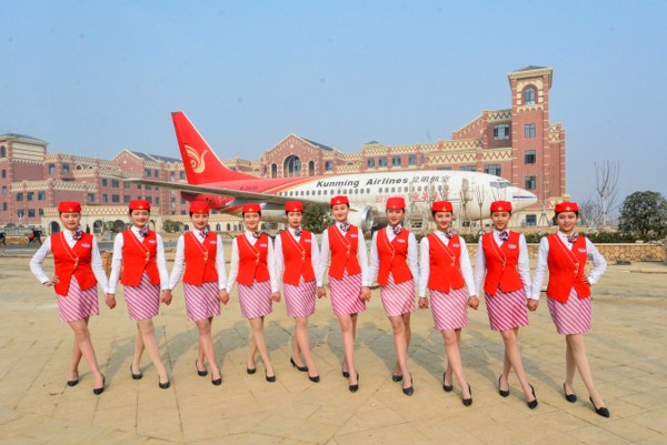 成都東星航空學(xué)校空乘專業(yè)學(xué)子