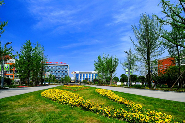 鐵路衛(wèi)校校園環(huán)境