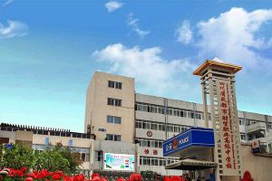 成都市財(cái)貿(mào)職高2019年招生簡(jiǎn)章