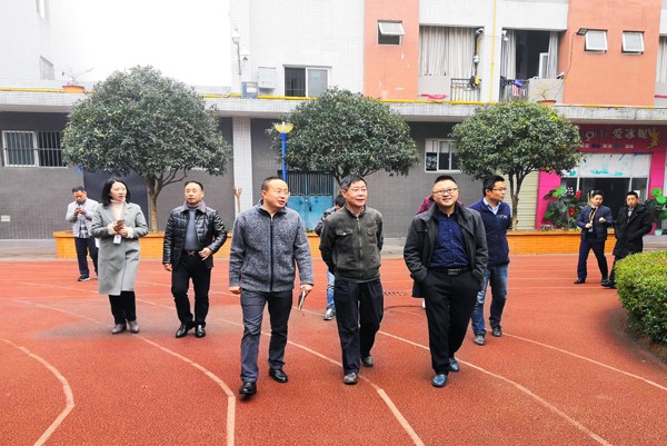 五冶大學(xué)和長(zhǎng)江職業(yè)學(xué)院老師