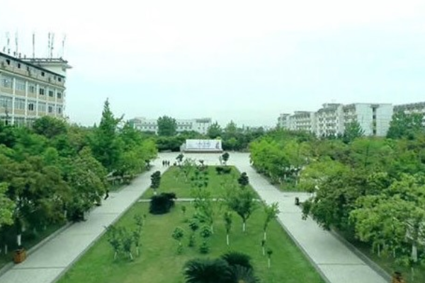 現(xiàn)代藝術(shù)學(xué)校2019年招生簡章