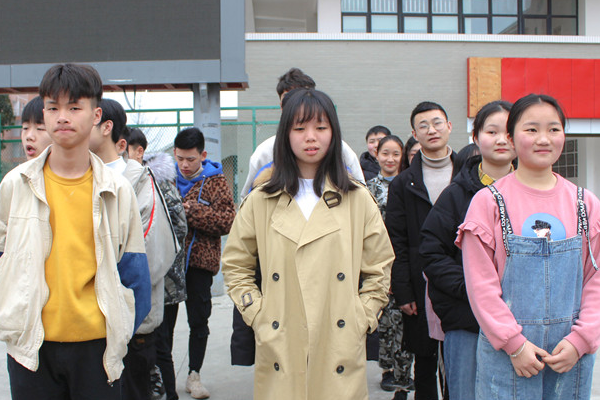 學(xué)習(xí)雷鋒好榜樣