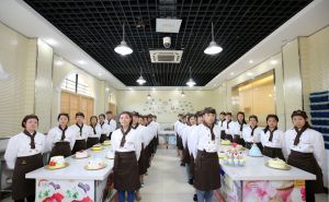 四川中專職業(yè)技術(shù)學(xué)校報讀烹飪專業(yè)怎么樣_成都職業(yè)中專招生簡章有哪些
