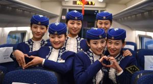 航空服務(wù)參加工作后一個(gè)月工資能有多少錢?值得報(bào)考的成都職業(yè)技術(shù)學(xué)校