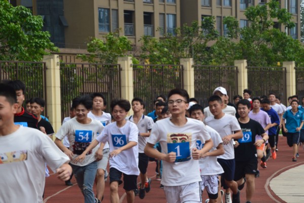 樹德中學(xué)學(xué)生運動會現(xiàn)場