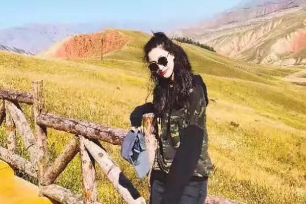 成都東星航空學(xué)校就業(yè)明星宋佳
