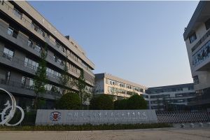 成都青蘇職業(yè)技術(shù)學(xué)校招收專業(yè) 成都職業(yè)技術(shù)學(xué)校有哪些專業(yè)