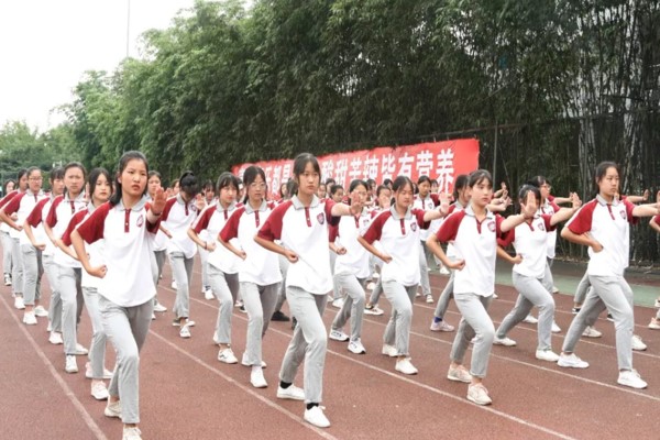 四川中職學(xué)校