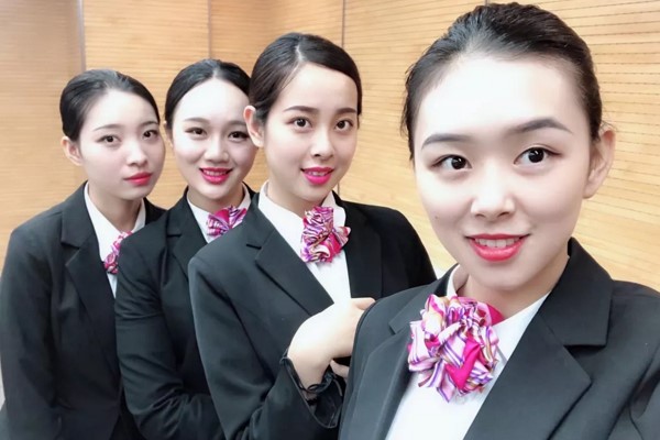 成都東星航空職業(yè)學(xué)校就業(yè)明星唐林紅