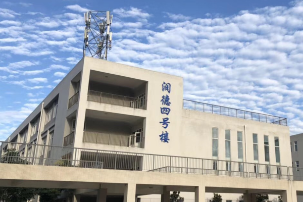 成都工業(yè)職業(yè)技術(shù)學(xué)校