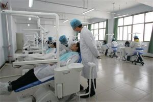 口腔修復(fù)專業(yè)哪個(gè)學(xué)校好 學(xué)習(xí)課程有哪些