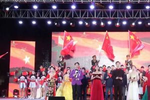 【四川職業(yè)院校動(dòng)態(tài)】四川信息職業(yè)技術(shù)學(xué)院舉行2019級迎新文藝晚會(huì)