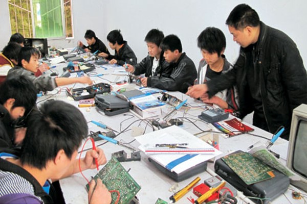 達(dá)州升華職業(yè)技術(shù)學(xué)校學(xué)生風(fēng)采