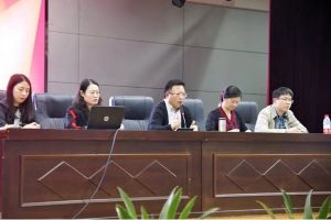 成都電子信息學(xué)校開展2019年全體教職工大會(huì)
