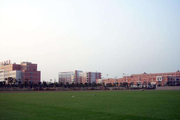 射洪旅游學(xué)校