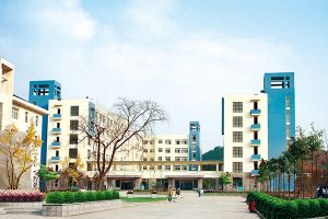 四川省工業(yè)貿(mào)易學(xué)校汽修專業(yè)怎么樣