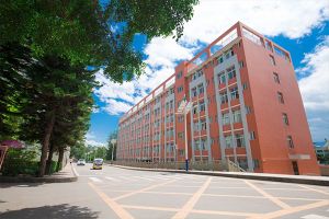 成都職業(yè)院校-四川師范大學(xué)幼師學(xué)院就業(yè)好嗎