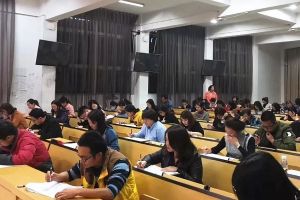 成都衛(wèi)校鐵路衛(wèi)校啟動第九屆班主任基本功大賽