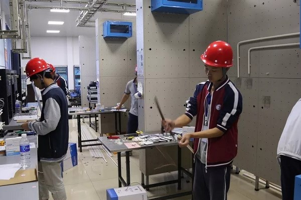 成都職業(yè)學校