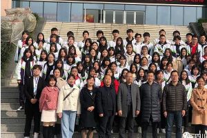 四川城市技師學(xué)院會計專業(yè)師生前往財職院學(xué)習(xí)