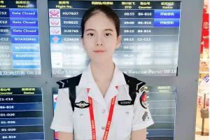 成都中專學(xué)校東星航空職業(yè)學(xué)院就業(yè)明星黃韞霏