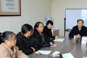 成都中專(zhuān)學(xué)校四川愛(ài)華學(xué)院開(kāi)展愛(ài)心助學(xué)活動(dòng)
