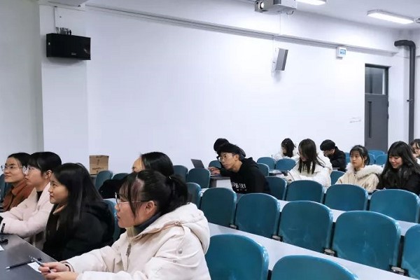 希望職業(yè)學(xué)校順利舉行博智文化節(jié)