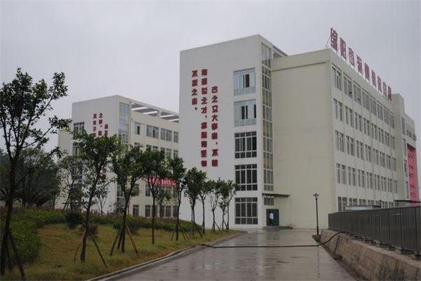 成都中專學(xué)校