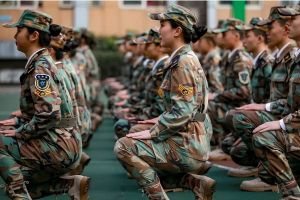 成都中職學(xué)校東星航空職業(yè)學(xué)?？粘藢I(yè)學(xué)子會操