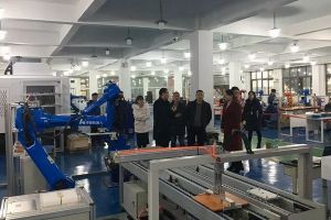 成都中專學(xué)校四川理工技師學(xué)院舉行專項(xiàng)課題報(bào)告會(huì)