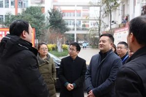 成都高中學校金堂中學開展校園安全督導工作