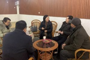 成都高中學校金堂中學迎新年座談會