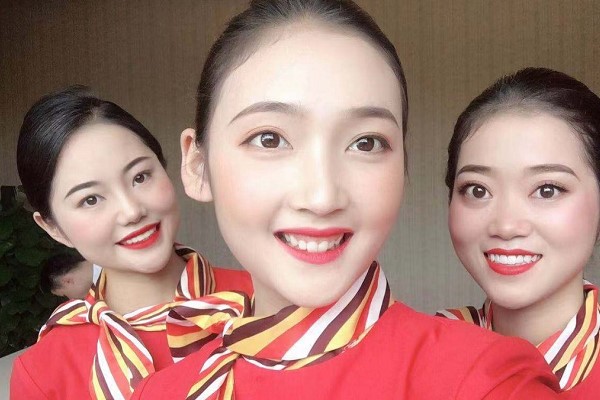 成都東星航空職業(yè)學(xué)校劉方容
