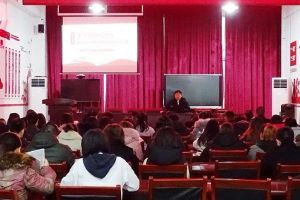 四川中職學(xué)校四川五月花技師學(xué)院開展師德師風(fēng)培訓(xùn)