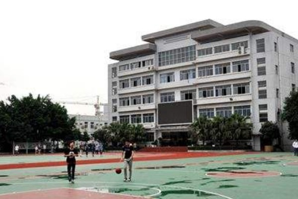 四川現代藝術學校成功舉行2020年藝術類專業(yè)考試