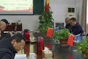 成都職業(yè)學(xué)校成都汽車職業(yè)技術(shù)學(xué)校舉行述職評(píng)議會(huì)