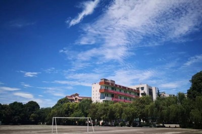 四川中職學(xué)校