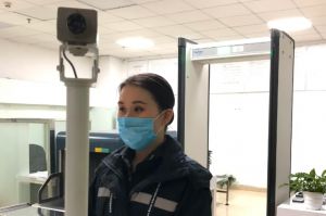 四川職業(yè)高中成都航空旅游職業(yè)學(xué)校戰(zhàn)疫