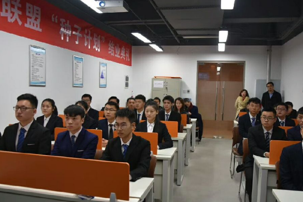 成都中職院校