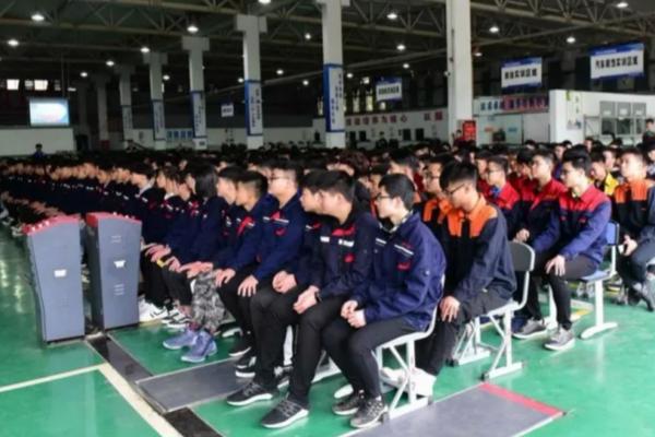 中國五冶大學(xué)的學(xué)生