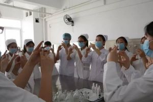 2020年成都希望衛(wèi)校招生條件 成都衛(wèi)校辦學(xué)優(yōu)勢(shì)