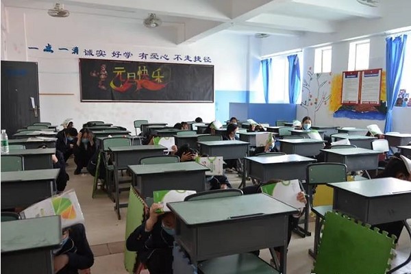 華商理工學校開展安全演練