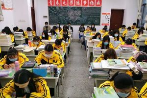 四川師范大學幼師學院開主題活動——四川中職院校抗疫行動