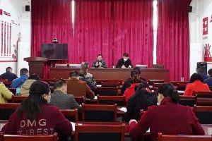 成都中專學(xué)校四川五月花技師學(xué)院召開安全工作培訓(xùn)會