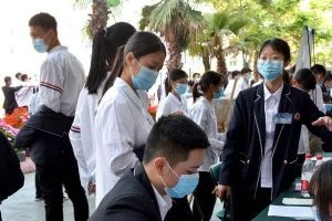 華商理工學(xué)校社團(tuán)招新——最美的社團(tuán)最美四川中職學(xué)校
